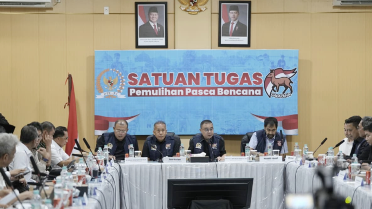 Foto_Dok_DPR_RI_(1)1.png
