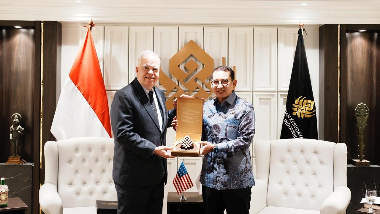 Menteri Kebudayaan Bahas Potensi Kerja Sama Budaya dengan Kedubes AS